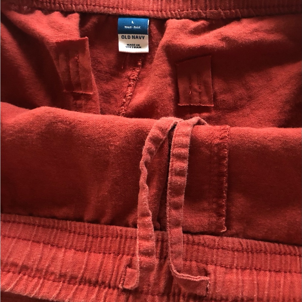 Old Navy Rust Elastic Waist Shorts LG - Picture 3 of 5